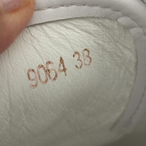 Gucci Ace Leather Sneakers Red/Green/Bee Embroidered - Picture 13 of 13